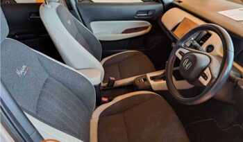 Honda Fit. full