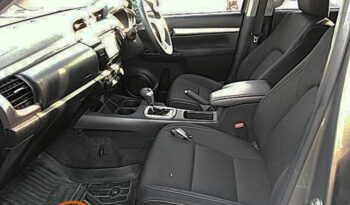 Toyota Hilux (4×4). full