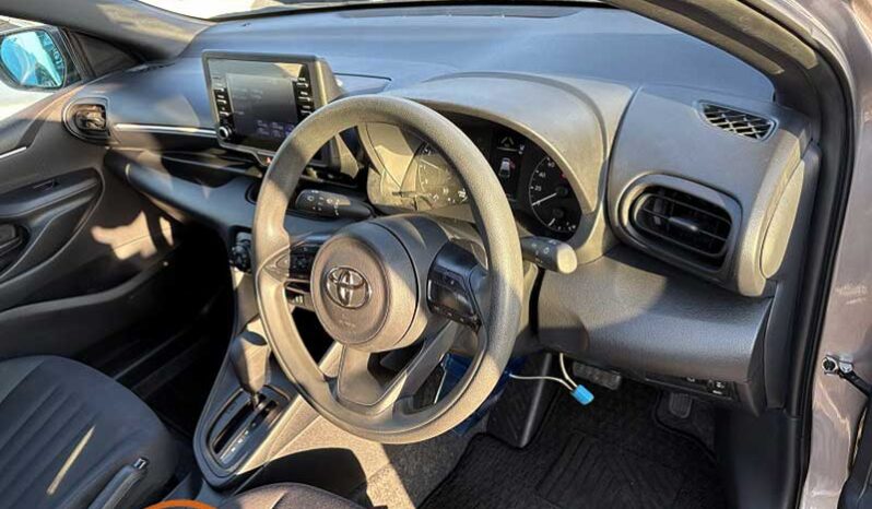 Toyota Yaris X (990cc) full